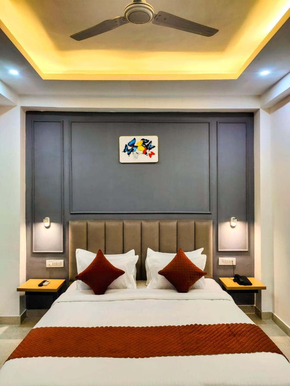 Mavens White Artemis Hospital Road Sector 52 Gurgaon Hotel Exterior foto